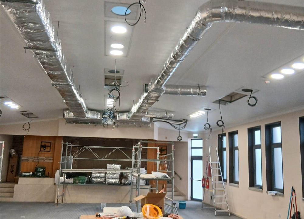 Condutas isoladas de climatizacao e ventilacao